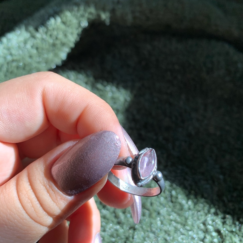 Silver ring - Picture 2 of 2